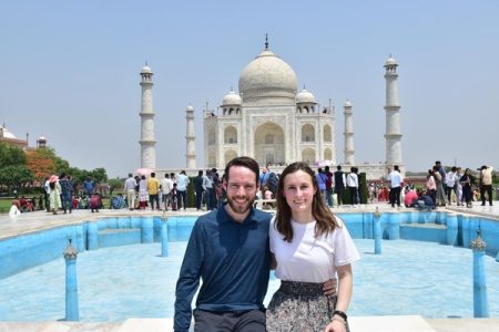 New Delhi: Sameday Taj Mahal Skip the Line Tour with Sharing